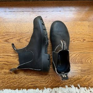 Blundstone black Chelsea boots size US 8